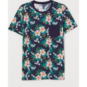 Unisex floral t shirt 👕 nwot